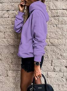 Sweats à capuche décontractés pour femmes à manches longues solides pulls légers sweat-shirt ample avec poche - Product Image 2