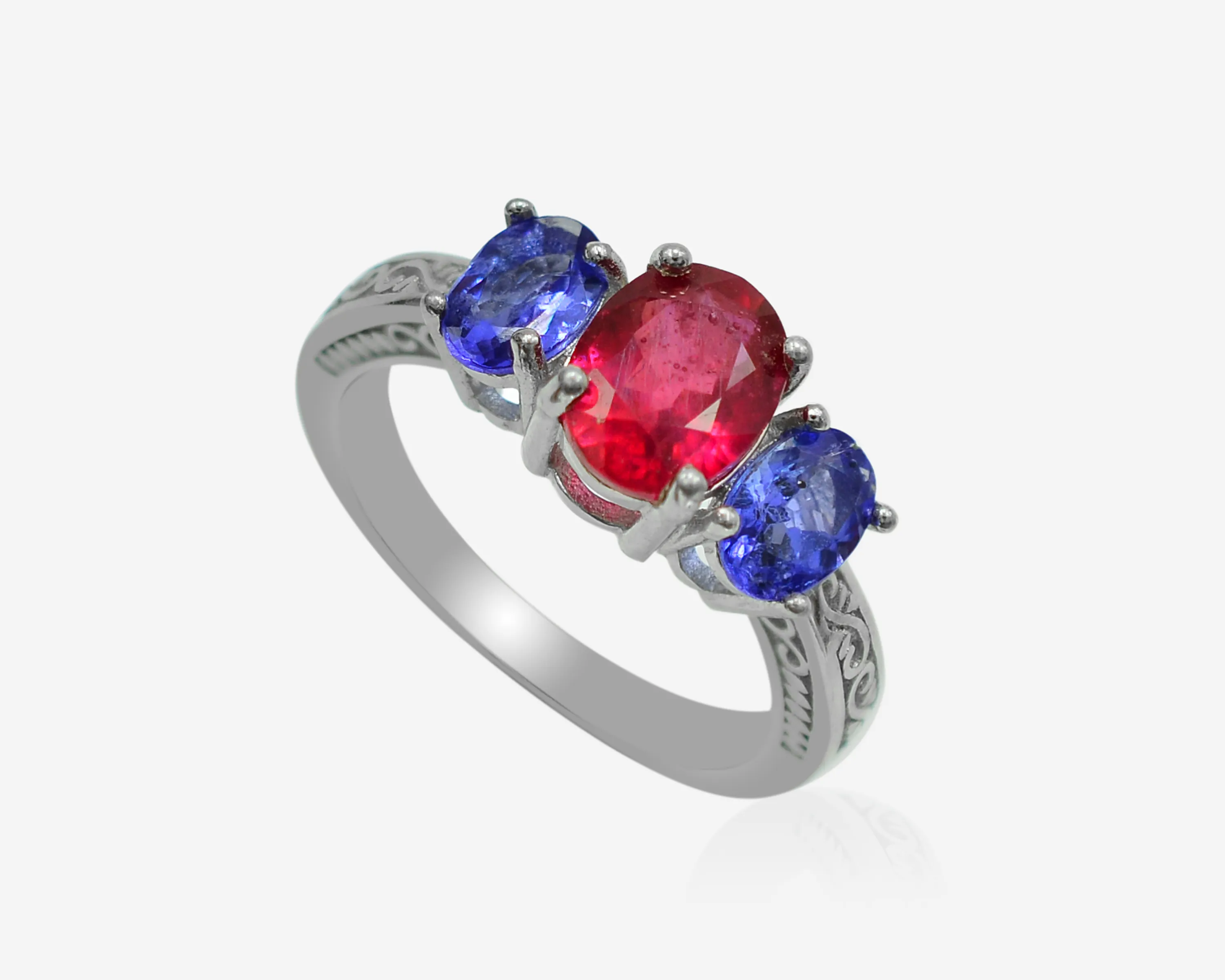 Natural Ruby & Tanzanite Faceted Oval Shape Three Stone Ring Solid 925 Silver July Birthstone Wedding Ring Wholesale From India