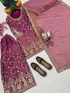 Ensemble Salwar Kameez Gharara Rose CityBlocks, Haut de Gamme, Entièrement Cousu, Coupe Slim, Longueur Midi, Séchage Rapide - Product Image 5