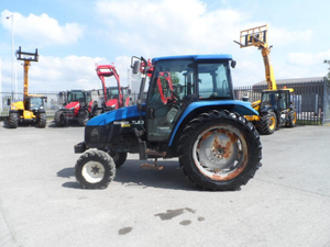 used and Holland T7.210 Tractor with Loader and Farming Equipment Agricultural <b>Machinery</b>/used Holland TL 80 POA - Product Image 3
