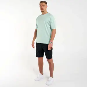 Umweltfreundliches Streetwear T-Shirt für Herren - Bio-Baumwolle, minimalistisches Design, nachhaltige Mode