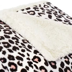 <b>Warm</b> and Caring Solid Pattern Knitted Fleece <b>Blankets</b> Soft and Cozy <b>for</b> Hospital Patients and Staff <b>for</b> <b>Winter</b> - Product Image 6