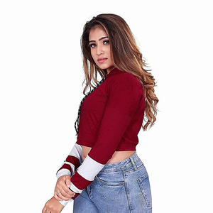 Haut court confortable pour femme, conçu pour un confort tout au long de la journée, toucher doux et style moderne sans effort - Product Image 4