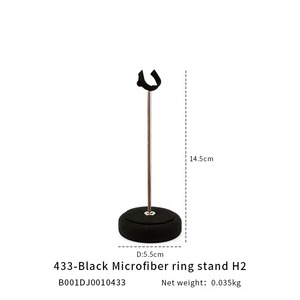 Élégant porte-bijoux noir parfait pour exposer des colliers, des bracelets et des boucles d'oreilles, idéal pour la décoration intérieure et l'affichage en magasin - Product Image 6