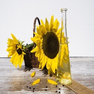Wholesale High Oleic Refined Fractionated Sunflower Oil Food Grade Bulk/<b>Drum</b> Packaging Ready for Sales - Product Image 1