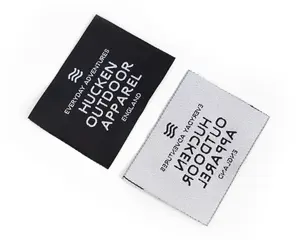 Etiquetas de tamaño de ropa de satén personalizadas doradas, etiquetas de tamaño de ropa de poliéster con pliegue final, tipo de etiqueta tejida impresa en negro - Product Image 3