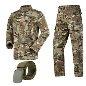 Chaqueta de concha suave para caza al aire libre para hombre, ropa cálida impermeable transpirable con patrón de camuflaje - Product Image 3