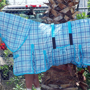 Couverture de cheval d'hiver imperméable en polyester faite à la main, résistante, respirante, chaude et durable pour l'extérieur - Product Image 4