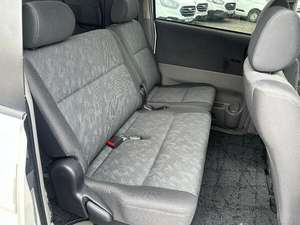 TOYOTA NOAH d'occasion, conduite à gauche/droite - Product Image 2