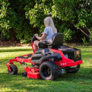 Tondeuses à gazon Gravely Zero Turn à vendre, nouveau modèle ZT XL 60 avec moteur principal, pompe, boîte de vitesses - Product Image 1