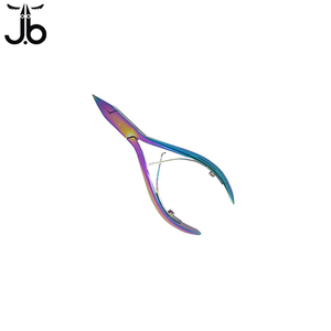 เหมาะสําหรับการบํารุงรักษาเล็บแบบใช้งานได้และมีเล็บในตัวเพื่อความสะดวกสบายเพิ่ม กรรไกรตัดเล็บพร้อมที่จับนิรภัย - Product Image 5