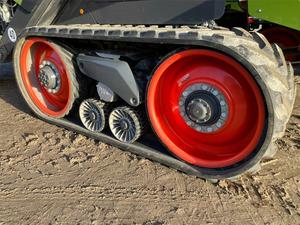 CLAAS Lexion 8800 TT 4WD - Product Image 6