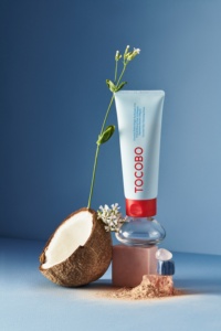 Espuma Limpiadora de Arcilla de Coco TOCOBO, Limpiador Vegano de Baja Irritación para una Limpieza Profunda de los Poros, Eliminación de Sebo y Acabado Hidratante - Product Image 4