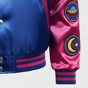 Chaqueta Varsity para Hombre con Bordado Chenille, Fabricación de Fábrica, Nueva Llegada 2025, Tela Suave, Chaqueta Varsity de Satén para Hombre - Product Image 3