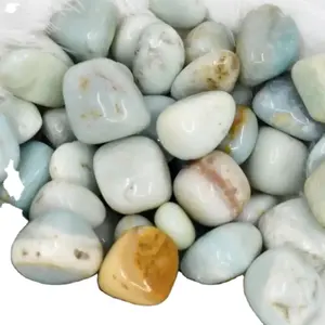 Cristal de guérison d'amazonite précieuse pierres de poche de roche dégringolées pierre d'aquarium brillante polie feldspath blanc bleu clair de qualité A