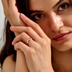 Anillo de Bodas de hoja de diamante, anillo de vid apilable de oro macizo de 14K, anillo de capas inspirado en la naturaleza, anillo de flor botánica - Product Image 3