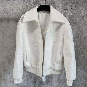 Chaqueta Bomber de béisbol personalizada para hombre con mangas de cuero genuino y bordado de chenilla estilo universitario Letterman Varsity - Product Image 1