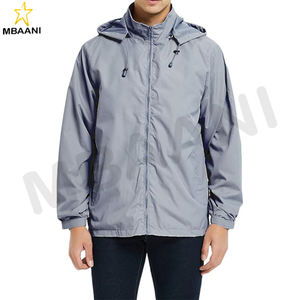 Veste coupe-vent légère pour homme, imperméable, avec capuche amovible - Product Image 1