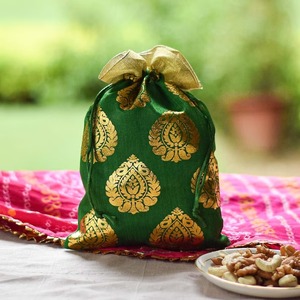 Wholesale Silk Foil Print <b>Potli</b> Gift <b>Bag</b> for Diwali Return Gift Jewelry Pouch Party Giveaway Wedding Pack with Favor Pouches - Product Image 6