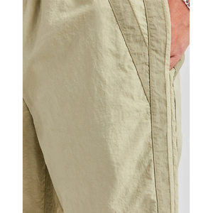 ชุดวอร์มผู้ชายแบบสองสี แจ็คเก็ตมีฮู้ดแบบซิปและกางเกงจ็อกเกอร์ ชุดลำลองน้ำหนักเบาสำหรับเล่นกีฬาและออกกำลังกาย ลดราคา - Product Image 4