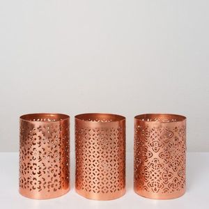 Portavelas de huracán de metal funcional, perfecto para decoraciones de bodas, fiestas e interiores de casas de lujo - Product Image 1