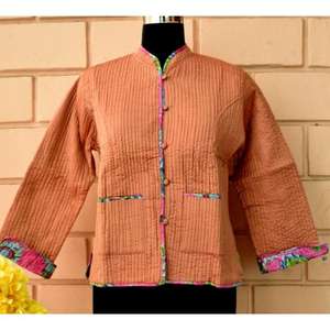 Veste matelassée manteau en coton matelassé uni respirant à manches longues avec décoration de boutons 2 poches - Product Image 1