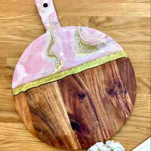 เขียงไม้ทำมือ บอร์ดเรซิ่นสำหรับเสิร์ฟชีสและอาหารว่าง งานฝีมือ - Product Image 1