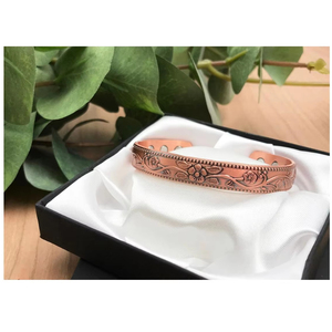 Bracelet de mode en cuivre pur unisexe 100% en relief Design à bandes à la mode personnalisé pour homme et femme Bracelet de santé mentale - Product Image 1