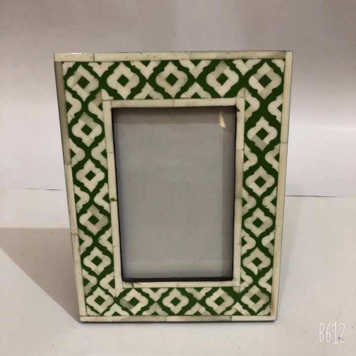 Top Design Bone Inlay Resin Photo Frame Wall Decoration Mother Pearl Picture Frame Unique Bone Inlay Resin Inlay Photo Frame