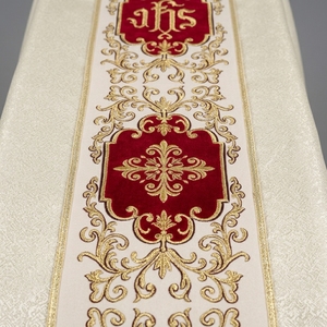 Chasuble de Prêtre Brodé, Robe de Célébrant Catholique, Vêtement Jacquard en Polyester pour Liturgie Religieuse Printemps-Été - Product Image 4