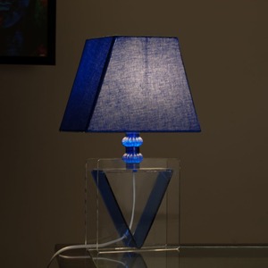 Lampe de table moderne de luxe Lampe décorative élégante et fonctionnelle pour bureau d'étude chambre table de chevet ou décoration intérieure contemporaine - Product Image 3