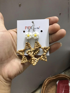 Pendientes de ratán hechos a mano para mujer, aretes geométricos de ratán, regalo de fiesta de cumpleaños, Akina - Product Image 5