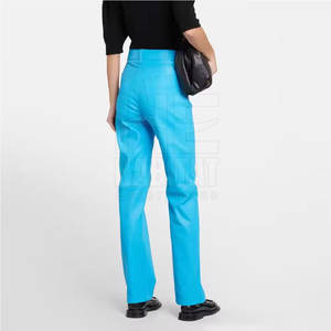 กางเกงหนังผู้หญิงทรงคลาสสิก หนังแท้ ดีไซน์สวมใส่สบาย เหมาะสำหรับใส่ลำลองและเป็นทางการ - Product Image 3