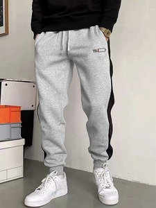 กางเกงจ็อกเกอร์ผ้าฟลีซคอตตอนพรีเมียมสำหรับผู้ชาย กางเกงวอร์มเนื้อนุ่ม สไตล์ลำลองและแฟชั่นสำหรับออกกำลังกายและเล่นกีฬา - Product Image 4