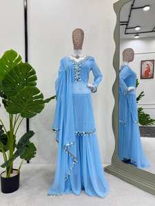 Ensemble Sharara bleu pastel avec dupatta et broderie miroir - Product Image 5