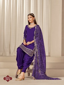 Chanderi de qualité supérieure avec broderie Costume Salwar Femme Fabricant de mode de l'Inde au taux le plus bas - Product Image 5