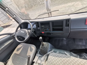 Camión Cisterna ISUZU Usado 700P con Chasis Personalizable de 8000-12000 Litros, Diésel Euro III 2024 - Product Image 6