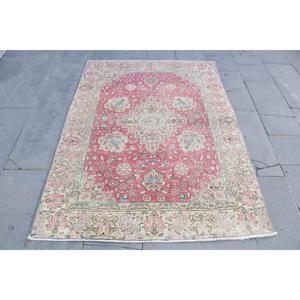 พรมตุรกีโบราณ ขนาด 4.3x5.8 ฟุต สีแดง ลายอิคัต ทำจากขนสัตว์ - Product Image 1