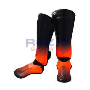 Protège-tibias en cuir de haute qualité, design 2025, dernière nouveauté pour l'entraînement de boxe, en vente en ligne chez Roziv Sports RS-SG-08 - Product Image 2