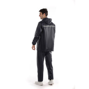 Vente en gros Veste imperméable coupe-vent de qualité supérieure pour homme Imperméable à bande réfléchissante Imperméable pliable Imperméable personnalisé - Product Image 4