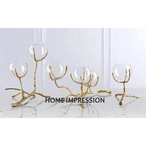 Chandelier de table en aluminium doré unique pour la décoration de la maison et du mariage Bougeoir en verre transparent Bougeoirs faits à la main - Product Image 2