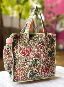 กระเป๋าโท้ทผ้าฝ้ายลายควิลท์สไตล์วินเทจสำหรับผู้หญิง ลายทางยาว พิมพ์ลายบล็อก มีซิปปิด ใช้ได้ทุกวัน ออกงานปาร์ตี้ รัฐราชสถาน - Product Image 5