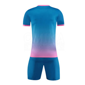 Uniforme de Fútbol Personalizado de Alta Calidad, Superventas, 100% Poliéster, Transpirable, de Secado Rápido, con Impresión de Nombre - Product Image 2