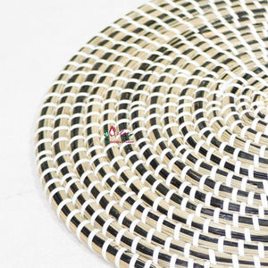 Napperons en jonc de mer naturel tissé à la main de l'usine Artex Dong Thap Tapis de table à manger rustique ferme Boho à des fins décoratives - Product Image 4