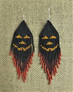 Pendientes de cuentas de moda de Halloween hechos a mano, diseño de flecos colgantes de araña de calabaza de lentejuelas de la India - Product Image 3