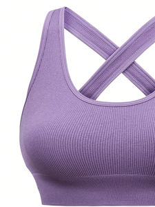 Soutien-gorge de sport pour femmes Soutien-gorge de sport croisé au dos de couleur unie avec personnalisation complète Soutien-gorge de yoga de qualité Beat Fabriqué au Pakistan - Product Image 5