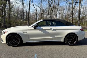 Mercedes-AMG C63 S Cabriolet 2017 - Product Image 3