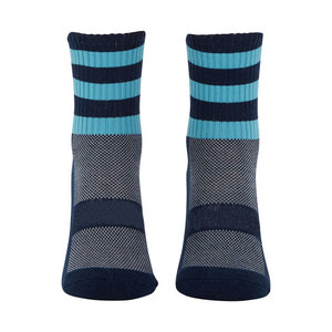 Calcetines deportivos para hombre con logotipo personalizado Irlanda atléticos para correr OEM, calcetines deportivos para correr de nailon/algodón de secado rápido, transpirables, respetuosos con el medio ambiente - Product Image 3