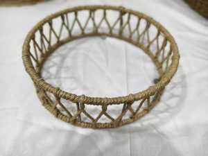 ถาดเสิร์ฟหวายดีไซน์ไม่ซ้ําใครพร้อมอุปกรณ์เลี้ยงวันเกิดทรงกลมอาหารจอแสดงผลถาดเสิร์ฟอุปกรณ์โรงแรมและงานปาร์ตี้ - Product Image 1