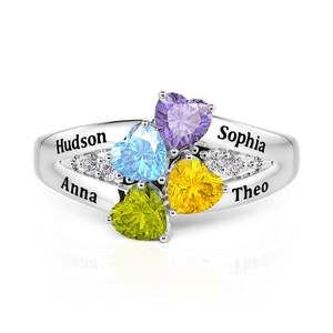 Bague de fiançailles personnalisée en forme de cœur avec 4 pierres de naissance et gravure de nom, sertie en clos, plaquée rhodium - Product Image 3